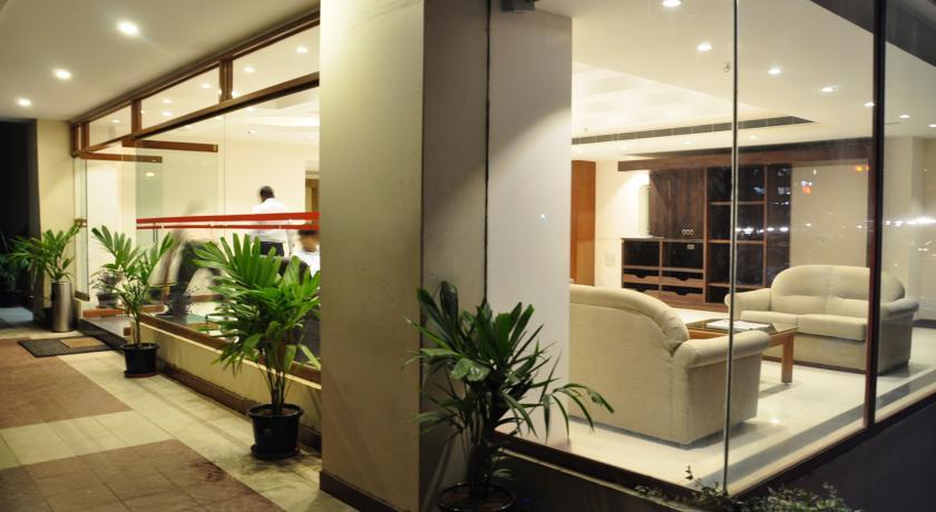 Hotel Casa Meridian Vanivilasa Puram ภายนอก รูปภาพ